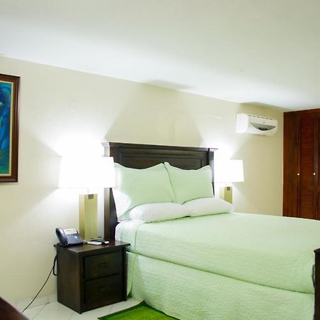 Constellation Hotel Port-au-Prince Esterno foto