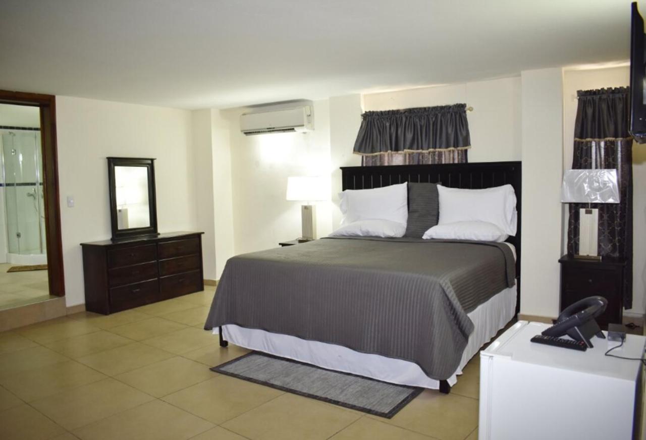 Constellation Hotel Port-au-Prince Esterno foto